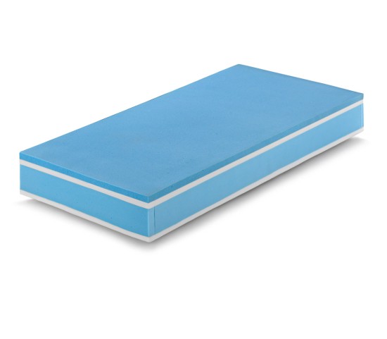 Matelas à ressorts modèle MEMORY ON TOP 1600