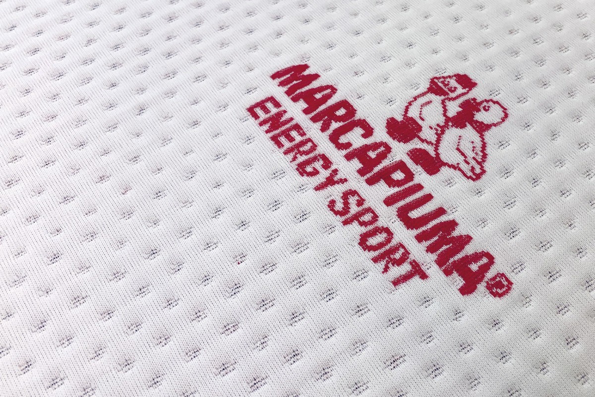 Almohada viscoelástica firme modelo FIRM forma de jabón con funda ALGODÓN